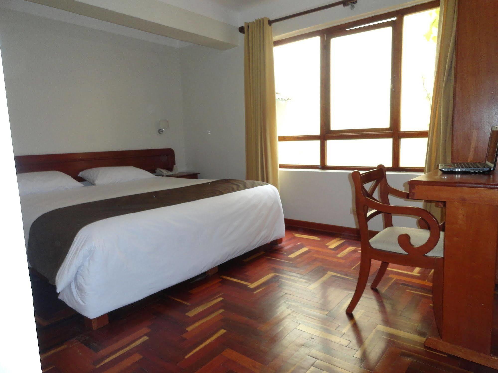 Emperador Plaza Hotel Cusco Exterior photo